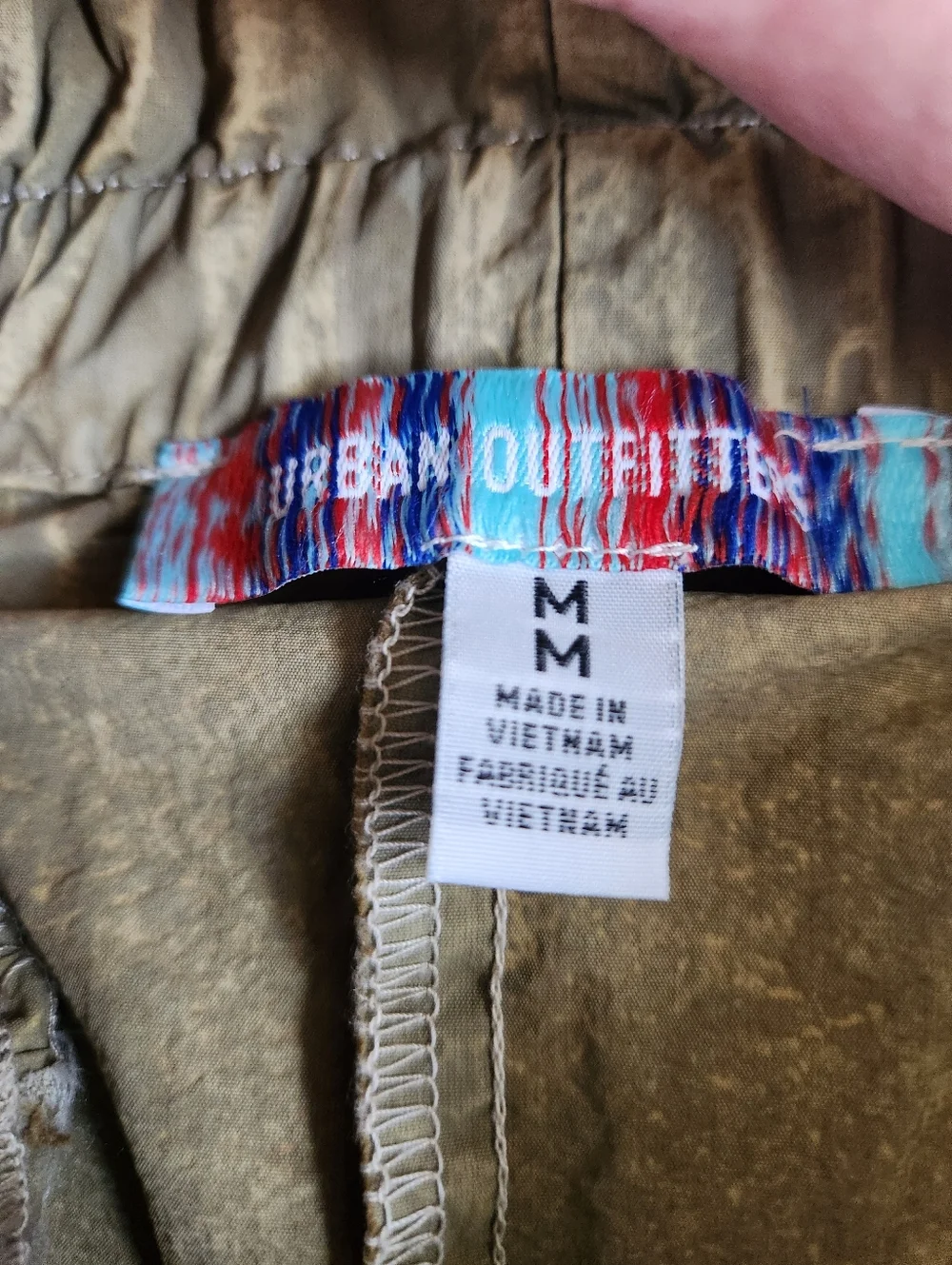 Urban Outfitters UO Sloan Nylon Baggy Balloon Parachute Pants Y2K 80s Khaki M - Picture 10 of 16
